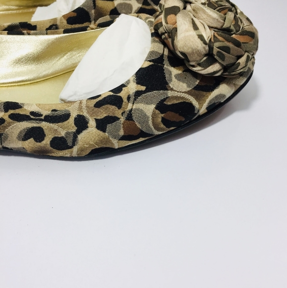 ❌ SOLD ❌Vintage, Coach Shoes. It has wear but - Picture 12 of 13